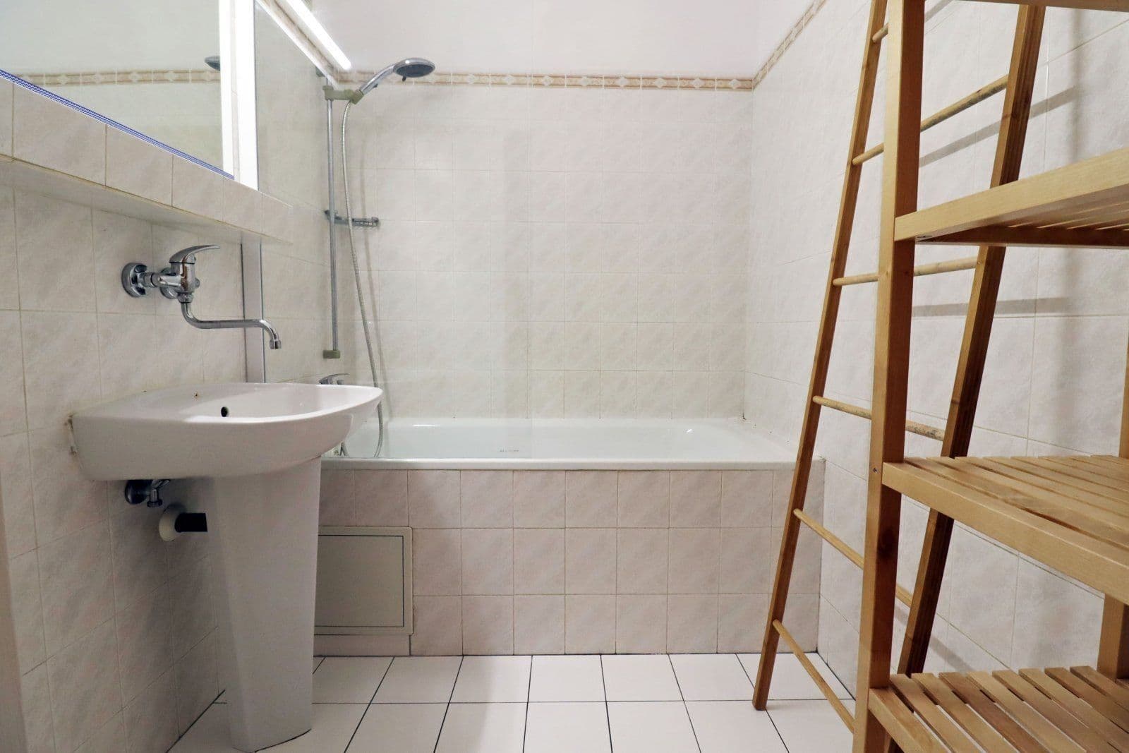 Pronájem bytu 3+kk 71 m², Mádrova, Praha, Praha Pronájem bytu 3+kk 71 m², Mádrova, Praha, Praha