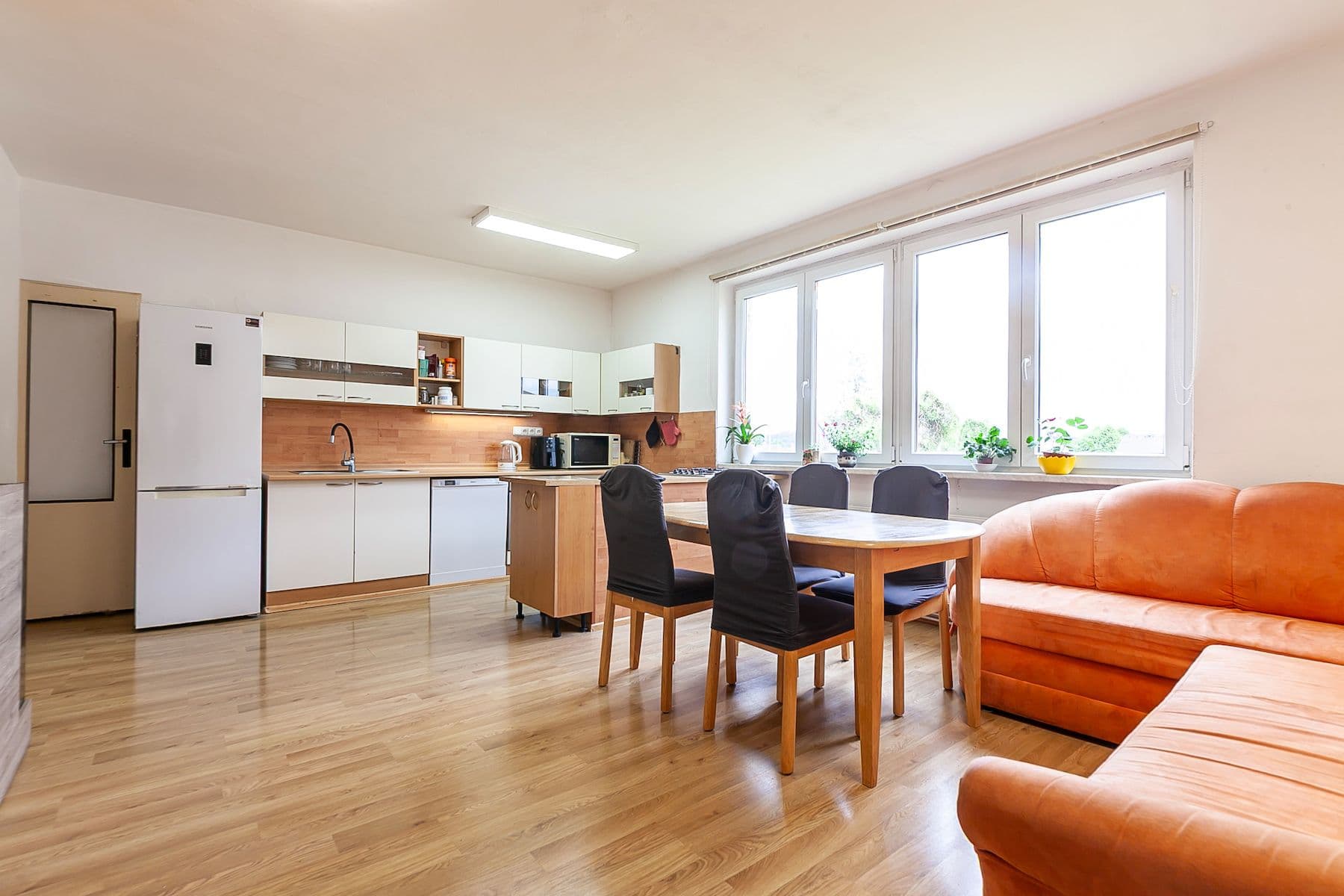 Prodej bytu 4+kk 95 m², Teplýšovice, Teplýšovice, Středočeský kraj Prodej bytu 4+kk 95 m², Teplýšovice, Teplýšovice, Středočeský kraj