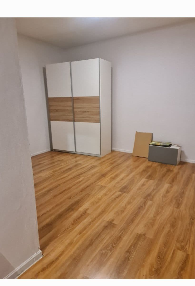 Pronájem bytu 1+kk 40 m², Patejdlova, Kladno, Středočeský kraj Pronájem bytu 1+kk 40 m², Patejdlova, Kladno, Středočeský kraj