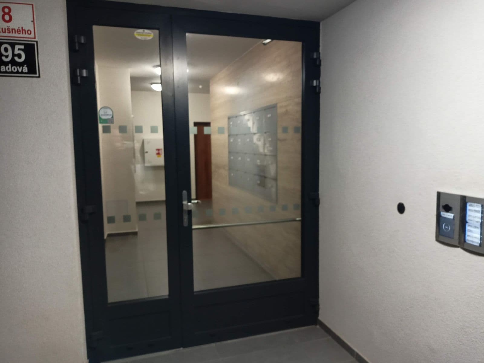 Prodej nebytového prostoru 33 m², Firkušného, Brno, Jihomoravský kraj Prodej nebytového prostoru 33 m², Firkušného, Brno, Jihomoravský kraj