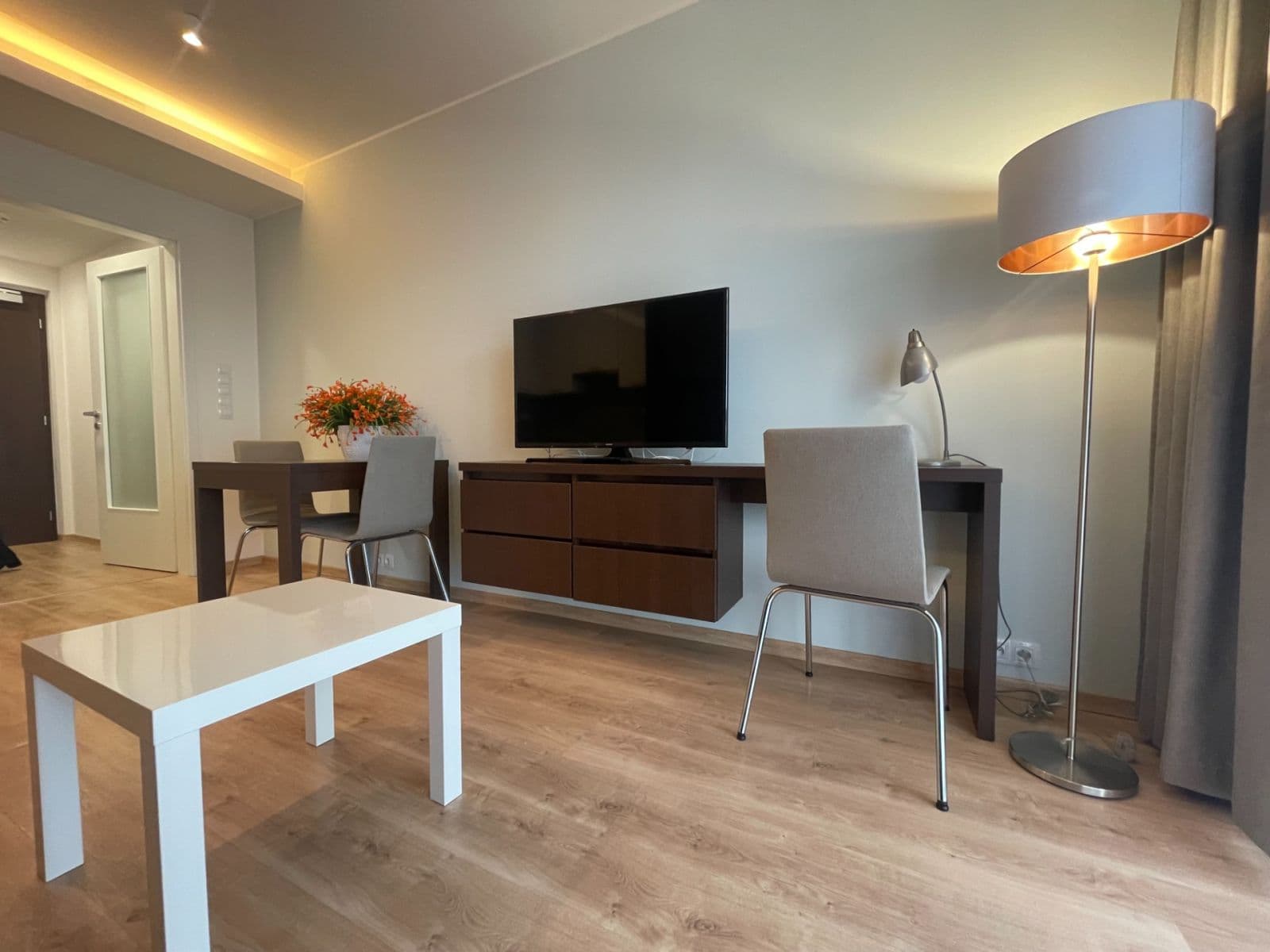 Pronájem bytu 1+kk 27 m², Mukařovského, Praha, Praha Pronájem bytu 1+kk 27 m², Mukařovského, Praha, Praha