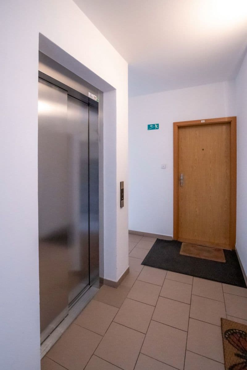 Pronájem bytu 2+kk 55 m², Braunerova, Praha, Praha Pronájem bytu 2+kk 55 m², Braunerova, Praha, Praha