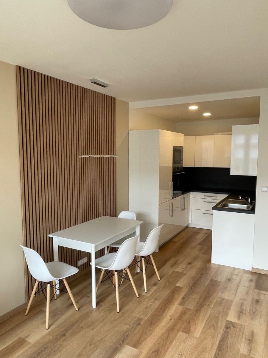 Pronájem bytu 2+kk 44 m², Borovanského, Praha, Praha Pronájem bytu 2+kk 44 m², Borovanského, Praha, Praha