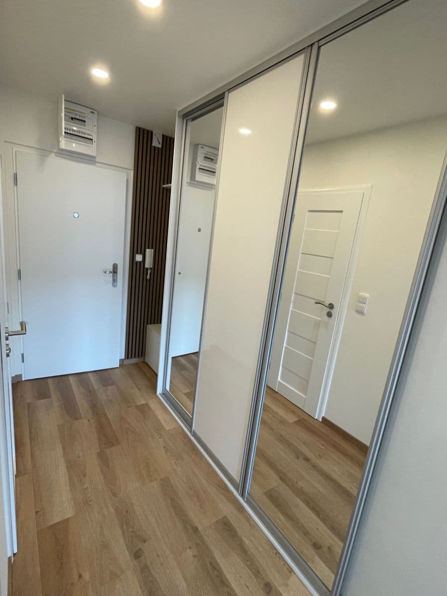 Pronájem bytu 2+kk 44 m², Borovanského, Praha, Praha Pronájem bytu 2+kk 44 m², Borovanského, Praha, Praha