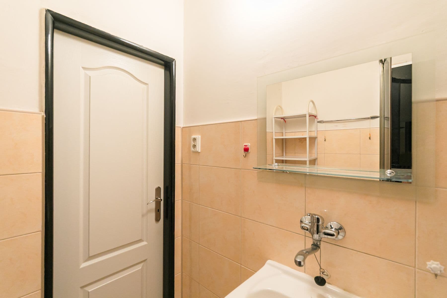 Prodej bytu 2+kk 48 m², Na Průhoně, Velvary, Středočeský kraj Prodej bytu 2+kk 48 m², Na Průhoně, Velvary, Středočeský kraj