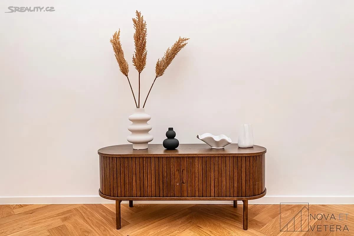 Pronájem bytu 2+kk 71 m², Újezd, Praha, Praha Pronájem bytu 2+kk 71 m², Újezd, Praha, Praha