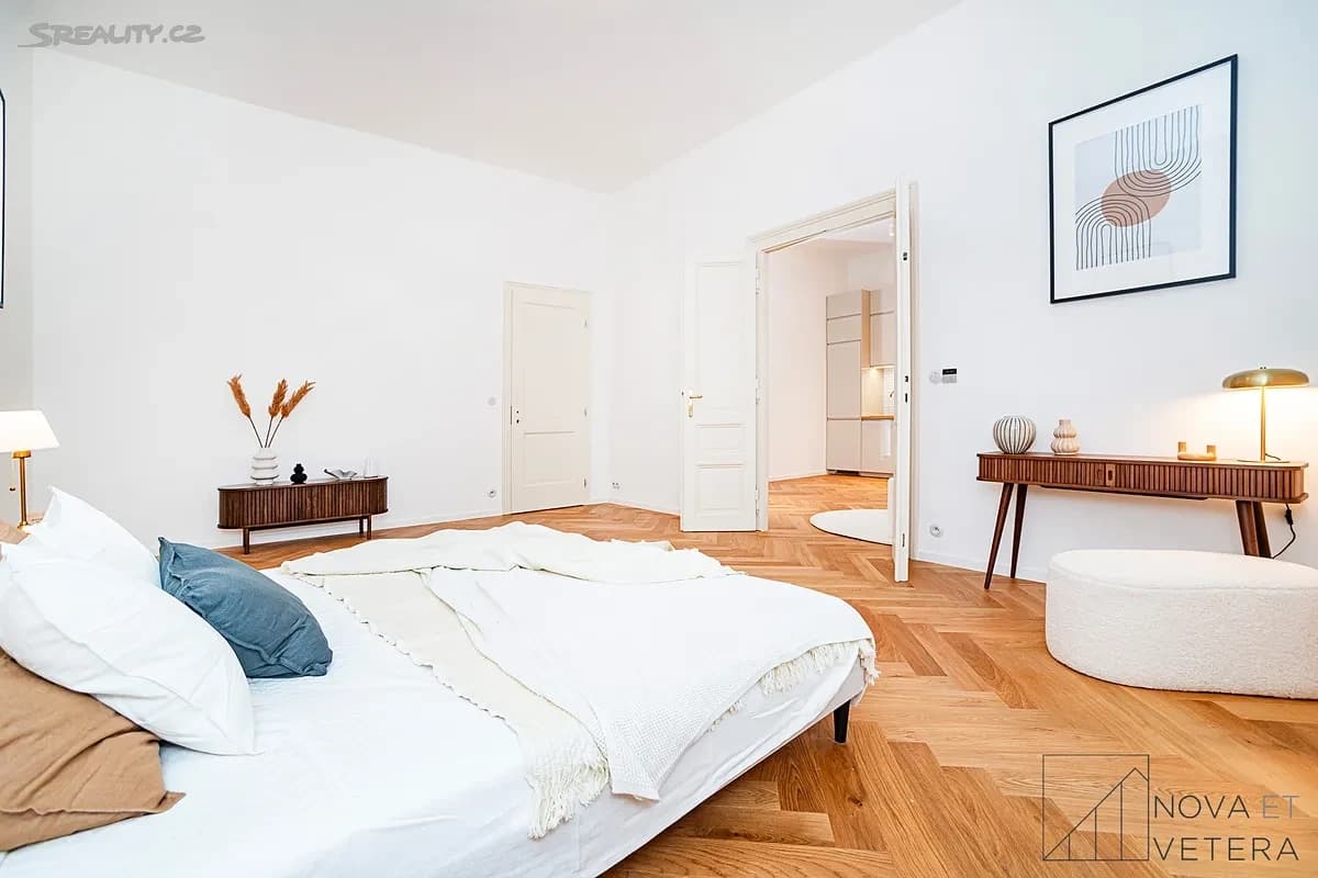 Pronájem bytu 2+kk 71 m², Újezd, Praha, Praha Pronájem bytu 2+kk 71 m², Újezd, Praha, Praha