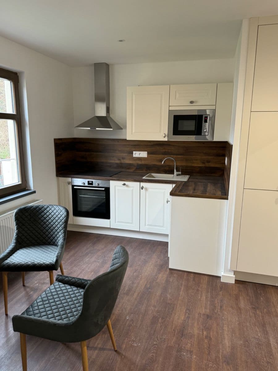 Prodej nebytového prostoru 387 m², Pod Strání, Dalovice, Karlovarský kraj Prodej nebytového prostoru 387 m², Pod Strání, Dalovice, Karlovarský kraj