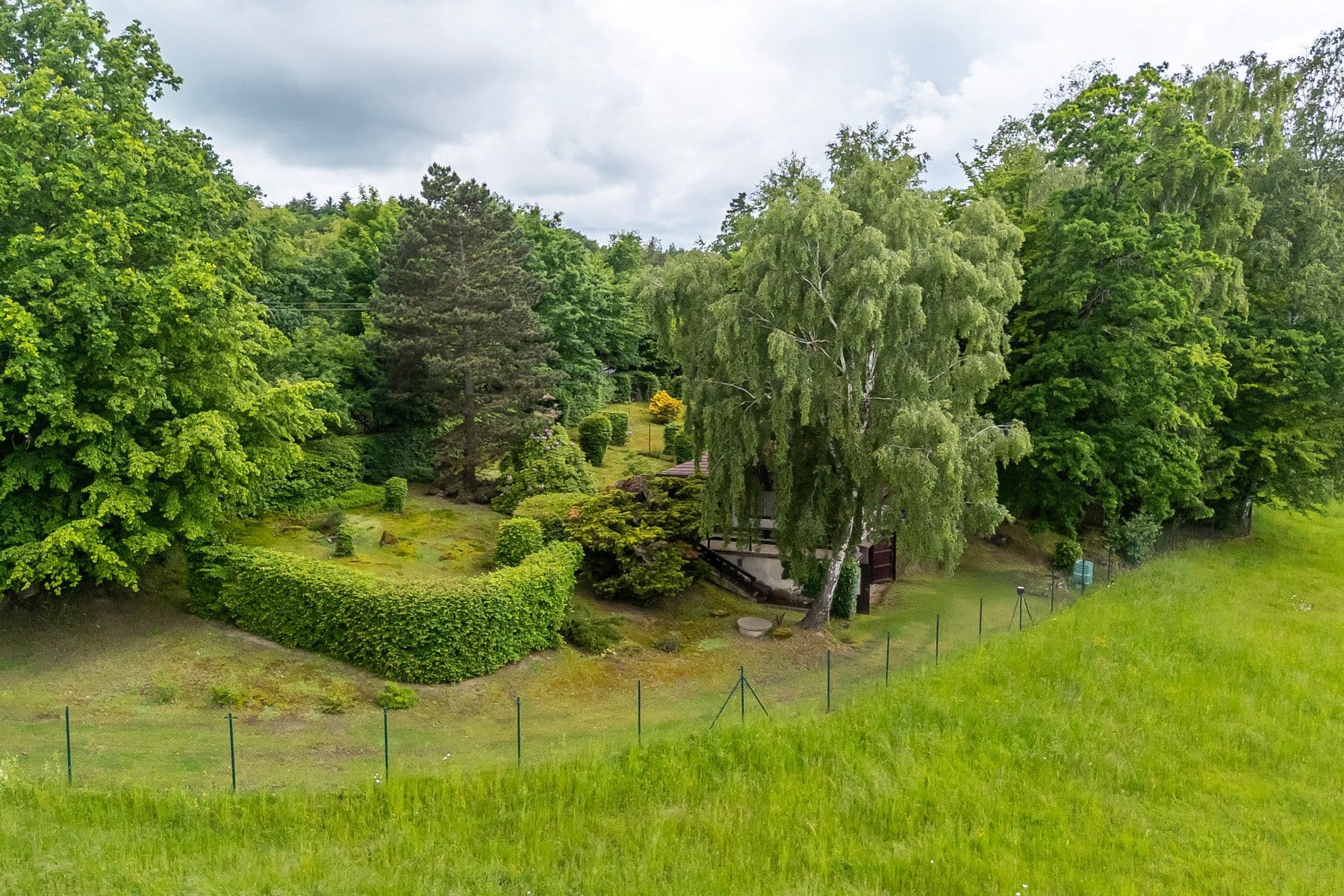 Prodej pozemku 950 m², Jílovská, Kamenice, Středočeský kraj Prodej pozemku 950 m², Jílovská, Kamenice, Středočeský kraj