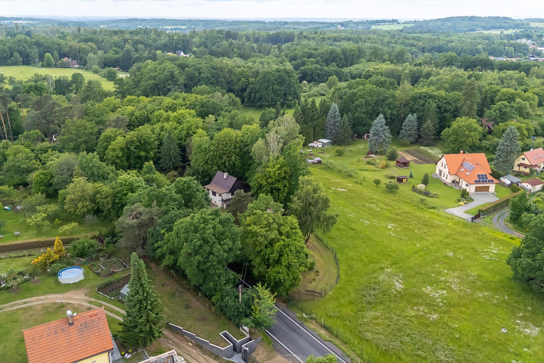 Prodej pozemku 950 m², Jílovská, Kamenice, Středočeský kraj Prodej pozemku 950 m², Jílovská, Kamenice, Středočeský kraj