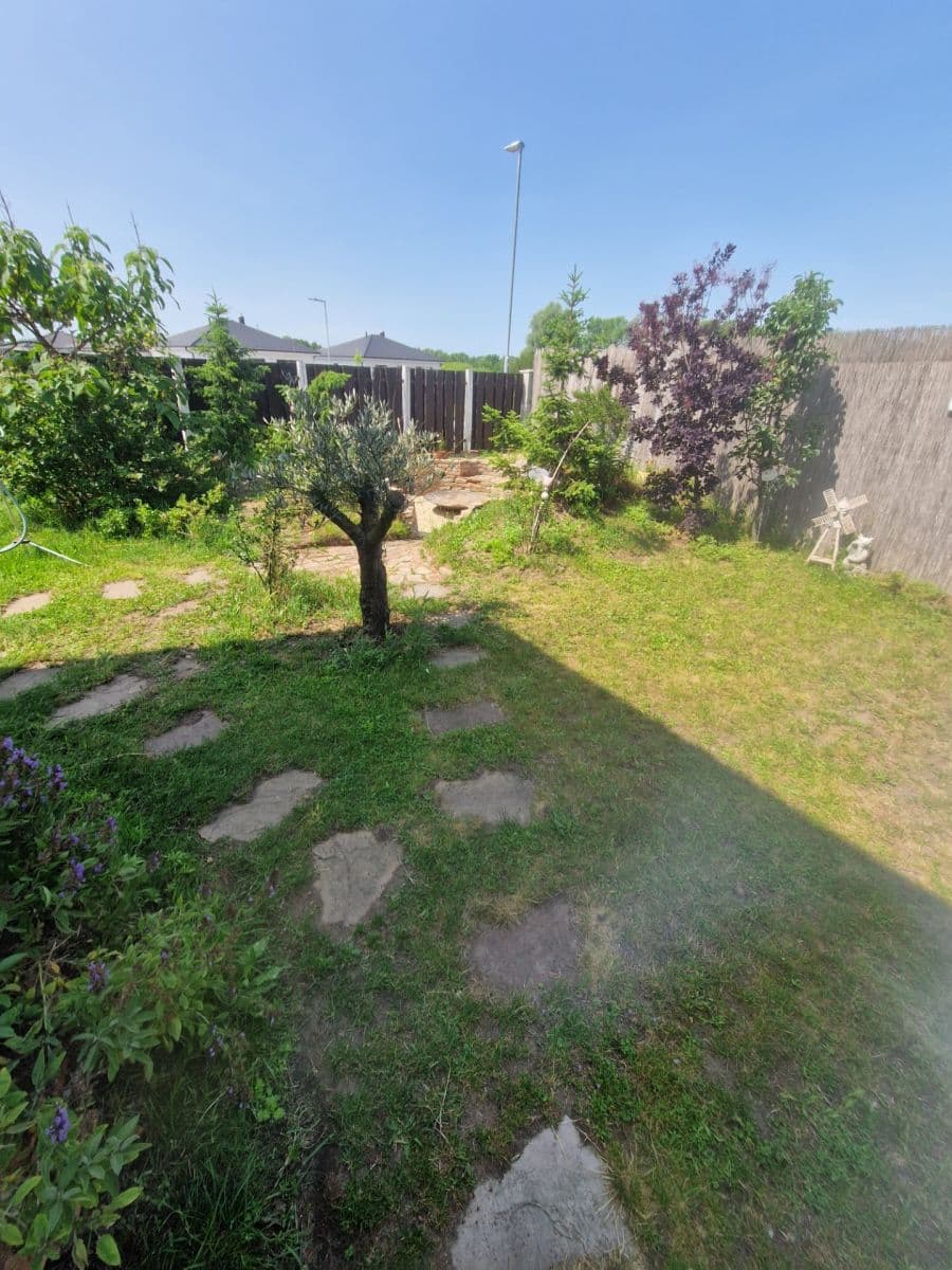 Prodej domu 1 m², pozemek 476 m², Malé Leváre, Bratislavský kraj Prodej domu 1 m², pozemek 476 m², Malé Leváre, Bratislavský kraj