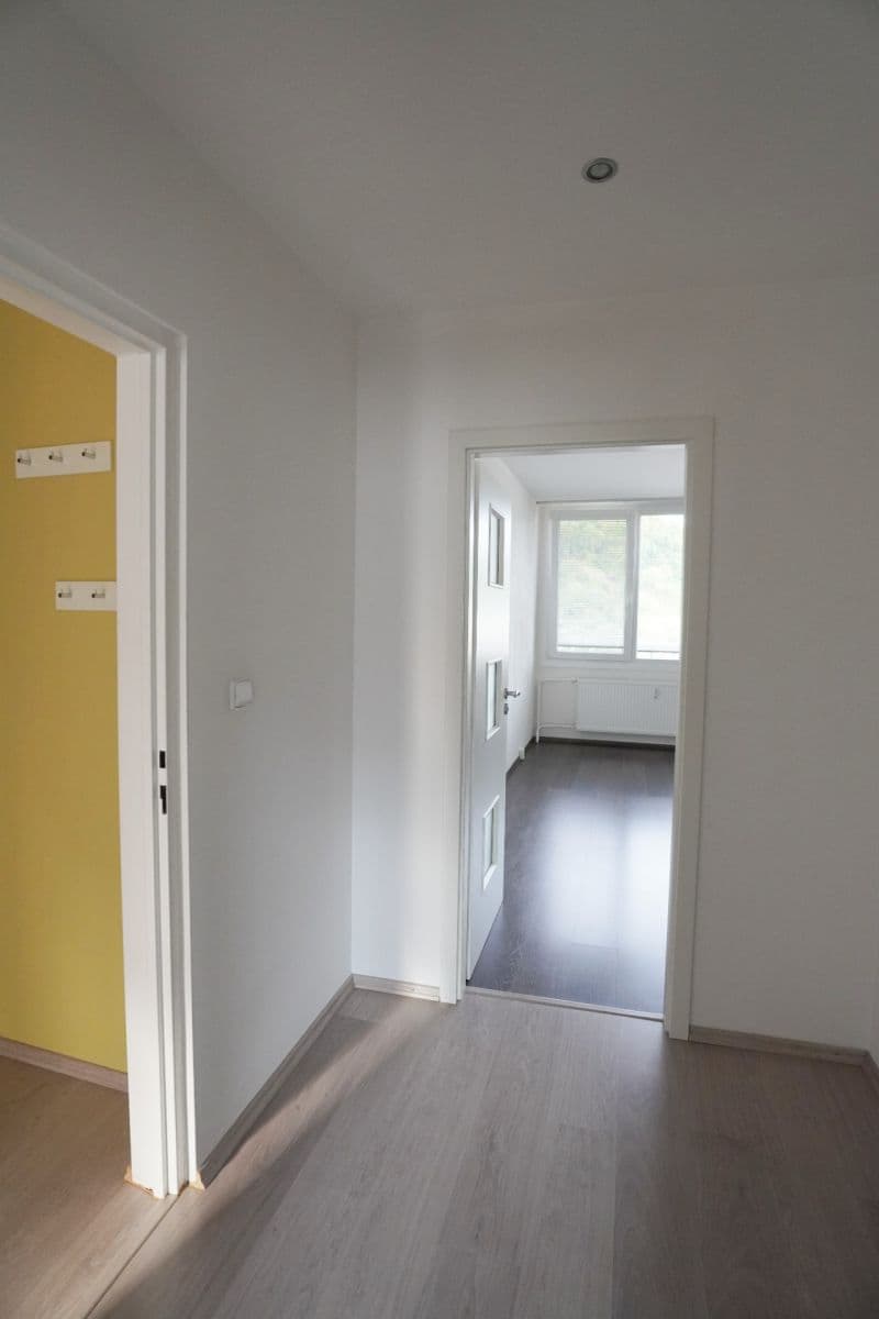 Prodej bytu 2+1 61 m², Sídliště II, Povrly, Ústecký kraj Prodej bytu 2+1 61 m², Sídliště II, Povrly, Ústecký kraj