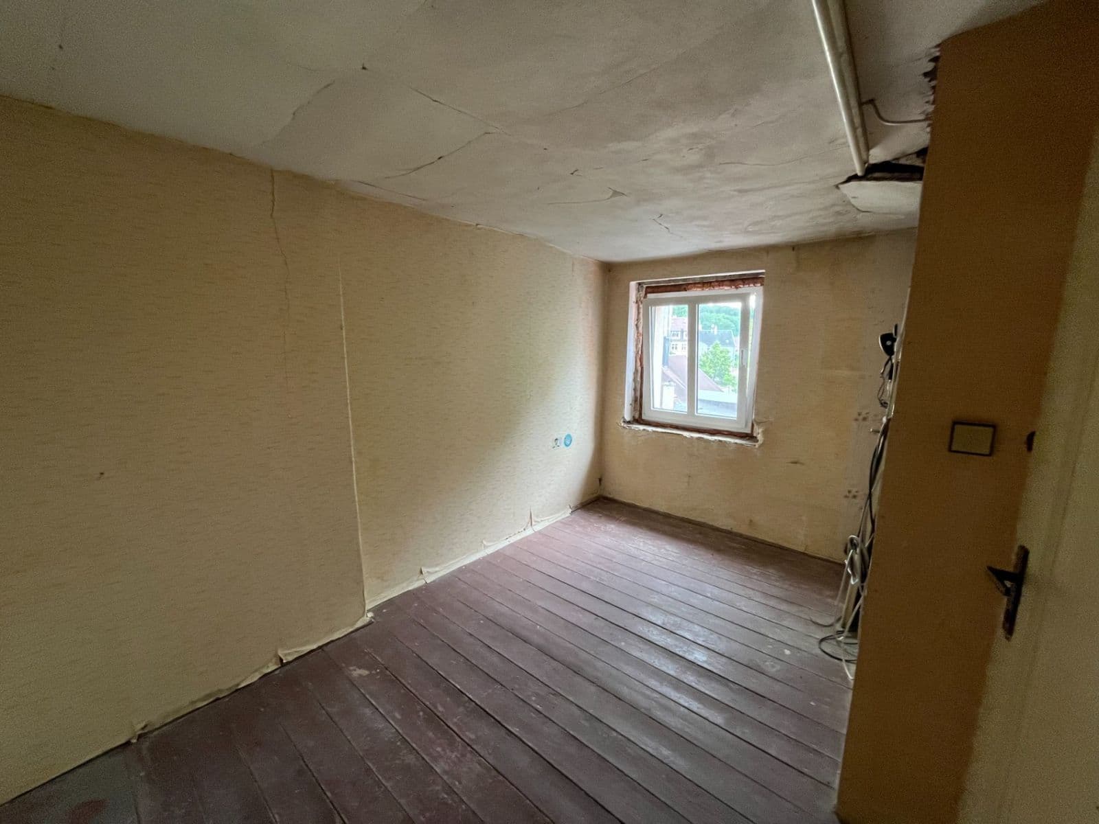 Prodej bytu 4+1 100 m², Hlavní, Aš, Karlovarský kraj Prodej bytu 4+1 100 m², Hlavní, Aš, Karlovarský kraj