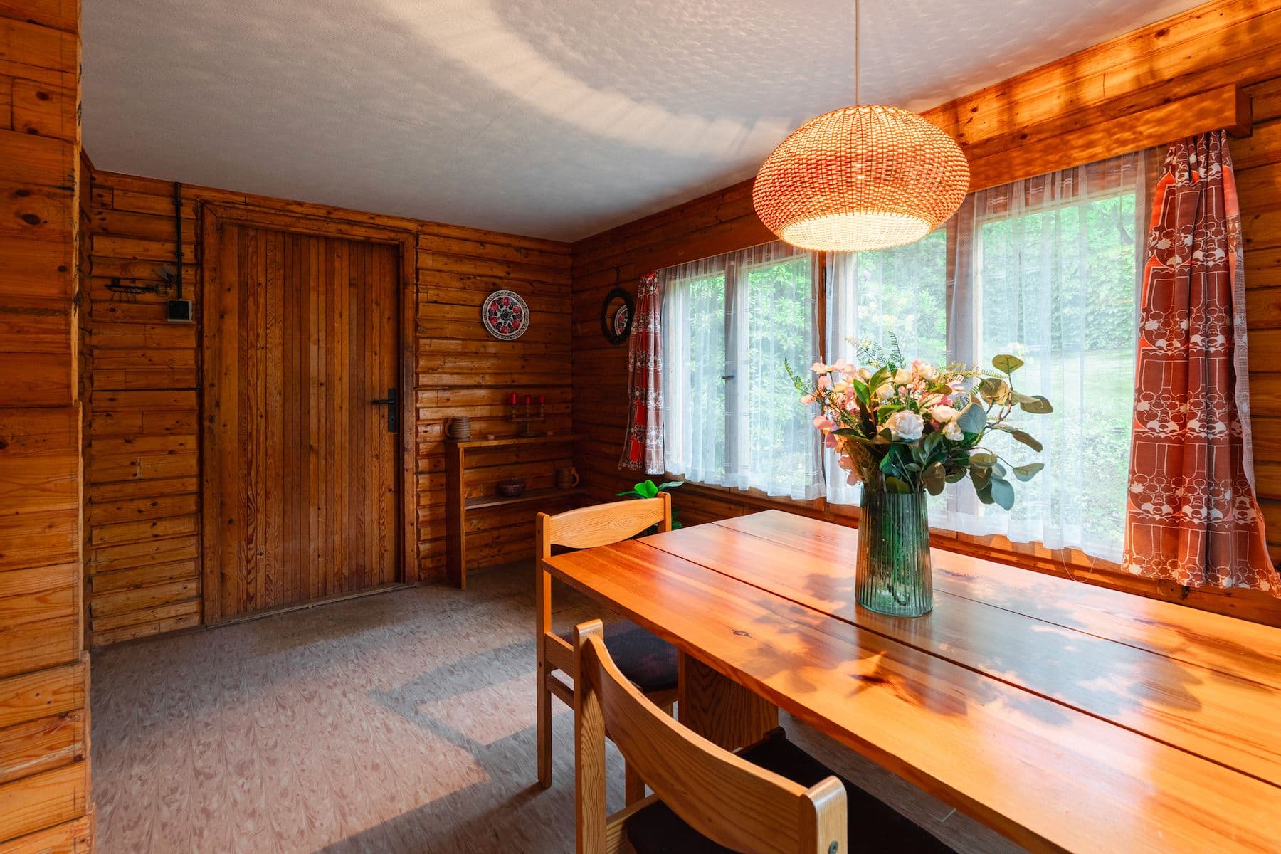 Prodej chaty, chalupy 75 m², pozemek 950 m², Jílovská, Kamenice, Středočeský kraj Prodej chaty, chalupy 75 m², pozemek 950 m², Jílovská, Kamenice, Středočeský kraj