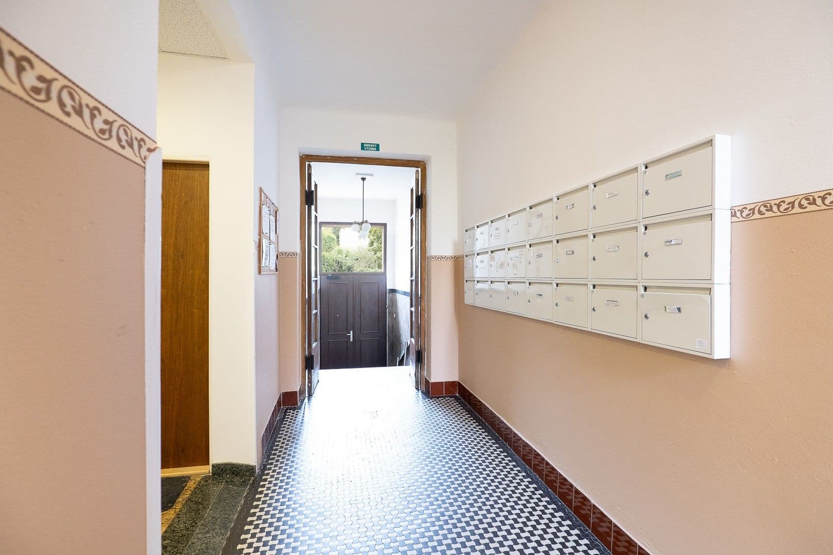 Pronájem bytu 1+kk 24 m², Na Dolinách, Praha, Praha Pronájem bytu 1+kk 24 m², Na Dolinách, Praha, Praha