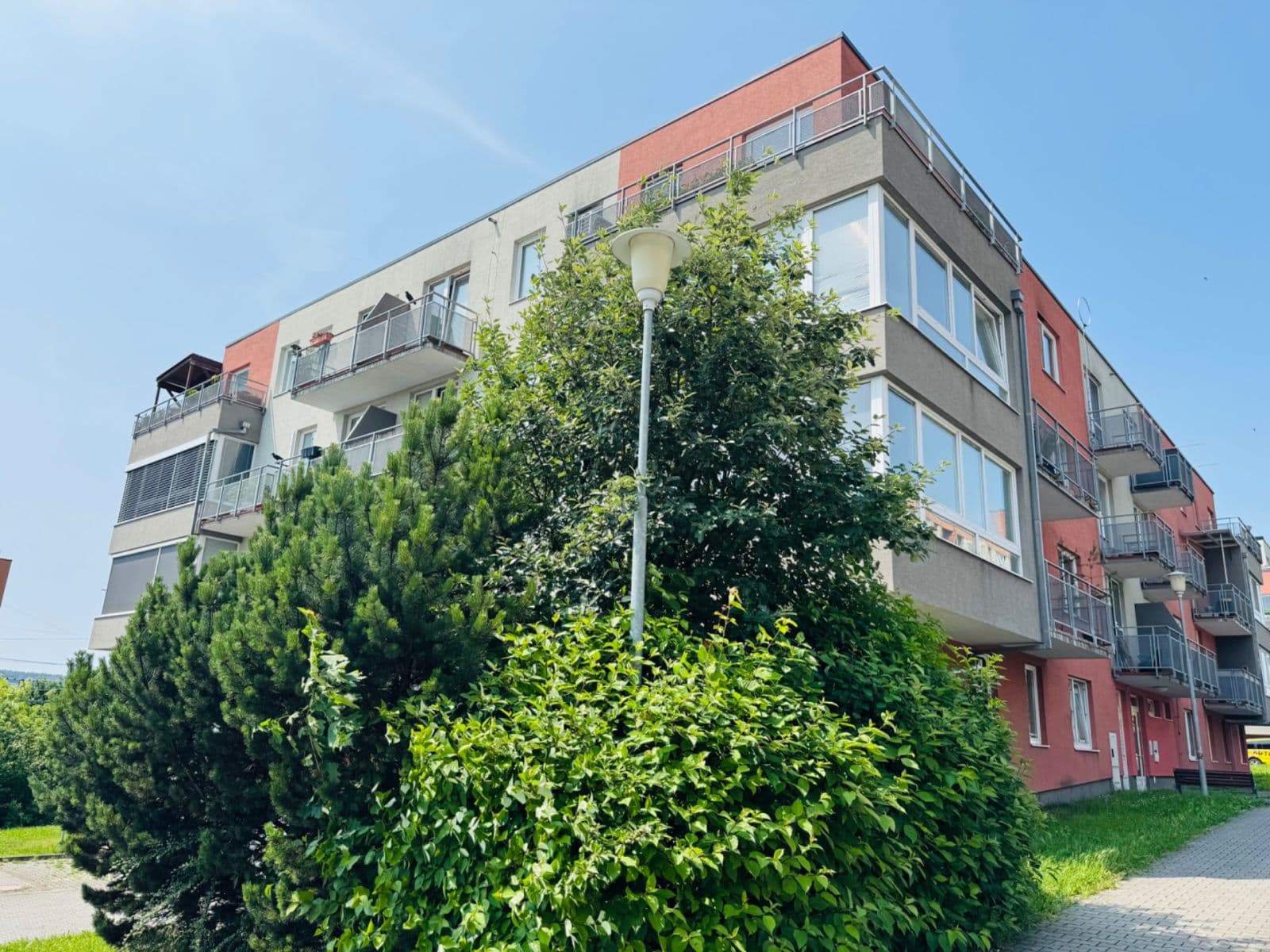 Pronájem bytu 4+kk 142 m², Na Honech I, Zlín, Zlínský kraj Pronájem bytu 4+kk 142 m², Na Honech I, Zlín, Zlínský kraj
