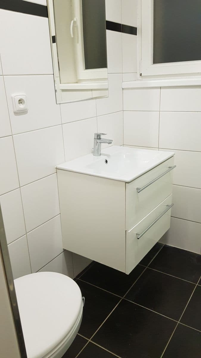 Pronájem bytu 2+kk 48 m², Nad Zlíchovem, Praha, Praha Pronájem bytu 2+kk 48 m², Nad Zlíchovem, Praha, Praha
