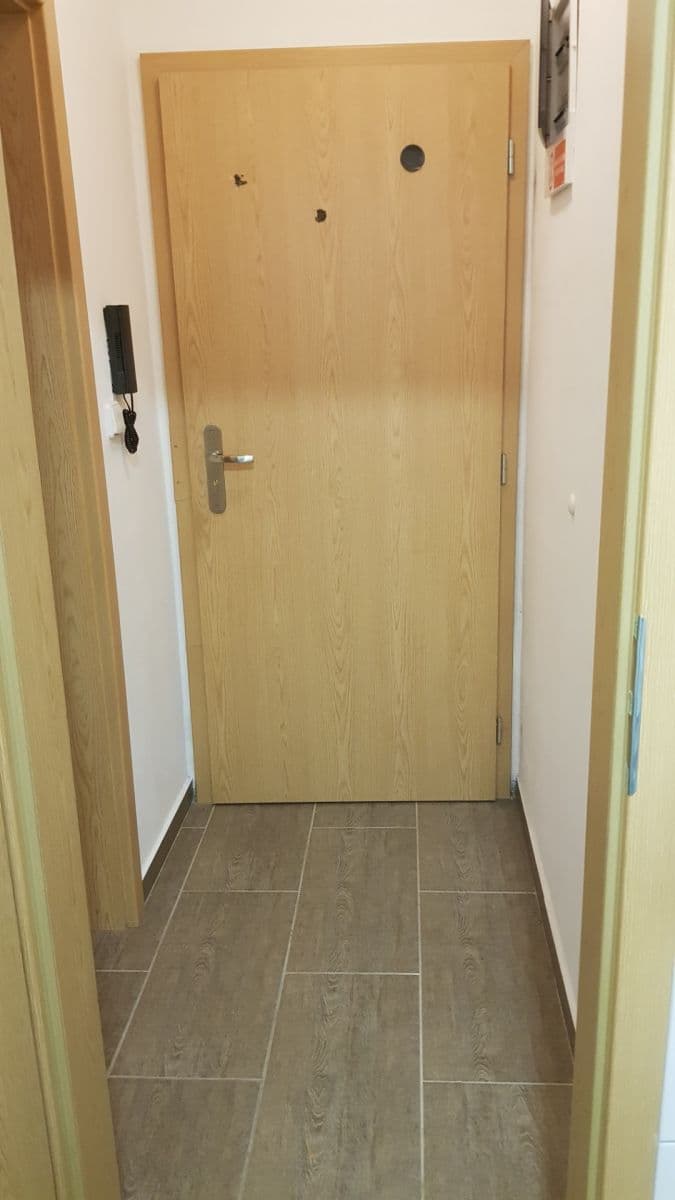 Pronájem bytu 2+kk 48 m², Nad Zlíchovem, Praha, Praha Pronájem bytu 2+kk 48 m², Nad Zlíchovem, Praha, Praha