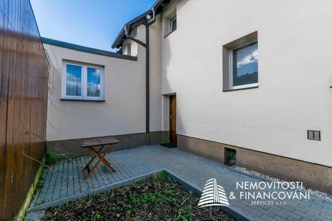 Pronájem bytu 2+kk 48 m², Nad Zlíchovem, Praha, Praha Pronájem bytu 2+kk 48 m², Nad Zlíchovem, Praha, Praha