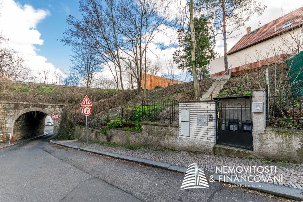 Pronájem bytu 2+kk 48 m², Nad Zlíchovem, Praha, Praha Pronájem bytu 2+kk 48 m², Nad Zlíchovem, Praha, Praha