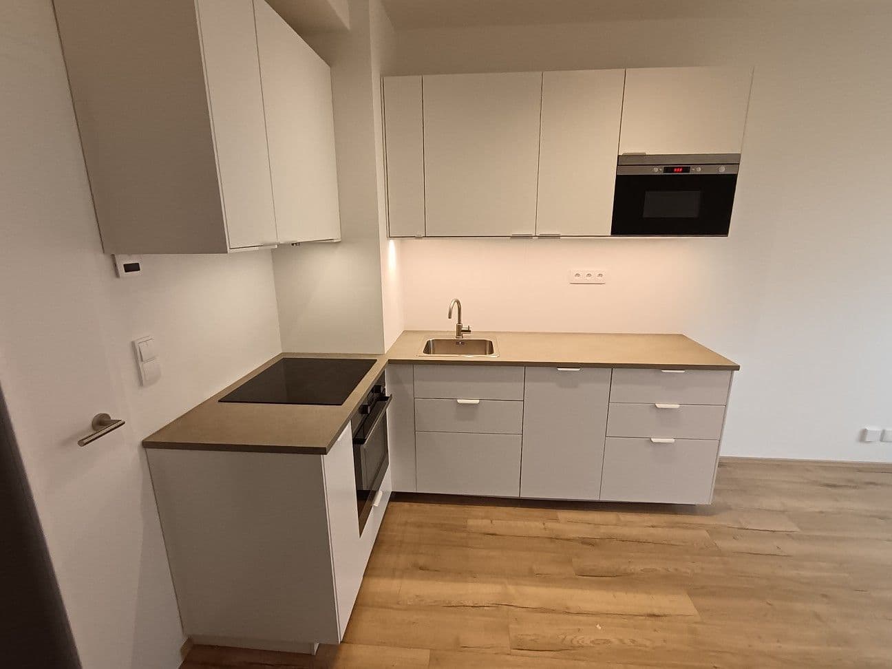 Pronájem bytu 1+kk 26 m², Křenová, Brno, Jihomoravský kraj Pronájem bytu 1+kk 26 m², Křenová, Brno, Jihomoravský kraj