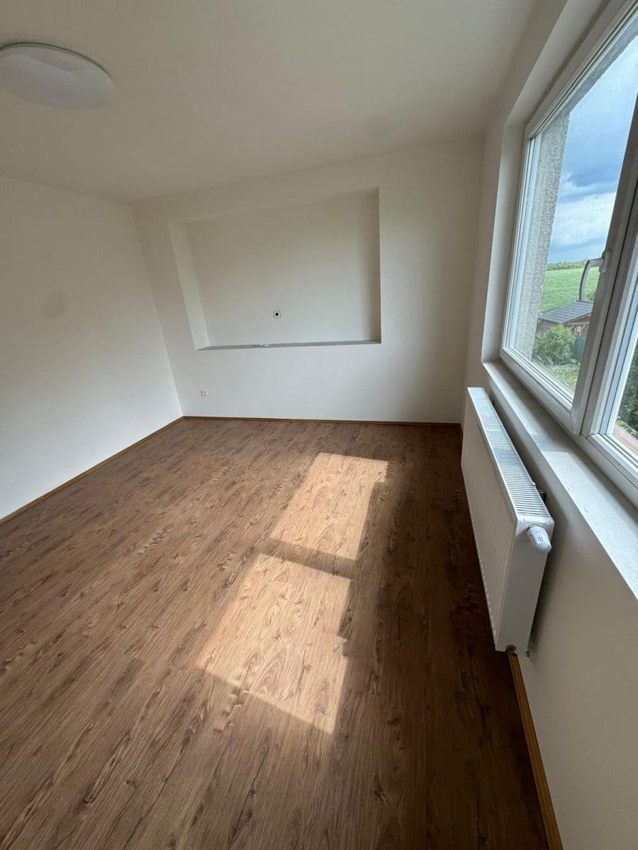 Pronájem bytu 2+kk 60 m², Choťánky, Středočeský kraj Pronájem bytu 2+kk 60 m², Choťánky, Středočeský kraj