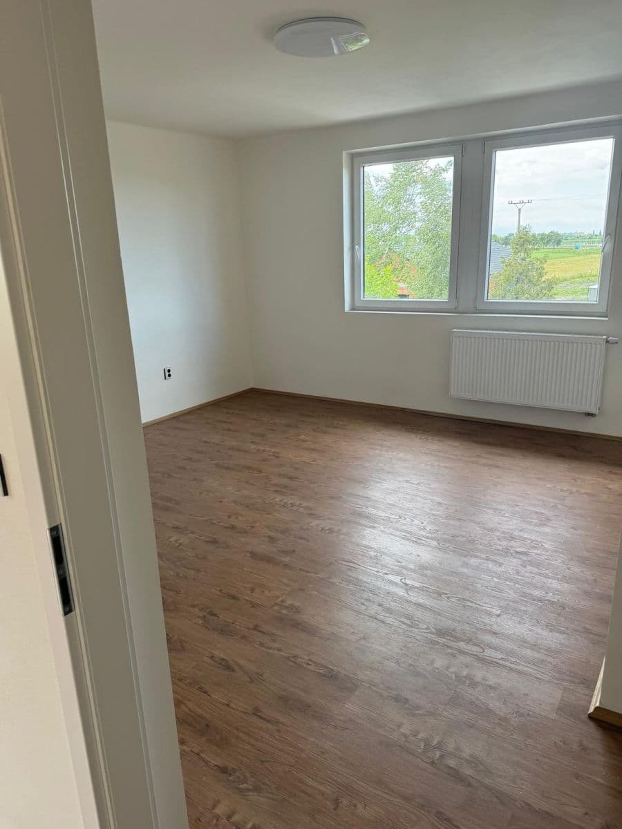 Pronájem bytu 2+kk 60 m², Choťánky, Středočeský kraj Pronájem bytu 2+kk 60 m², Choťánky, Středočeský kraj