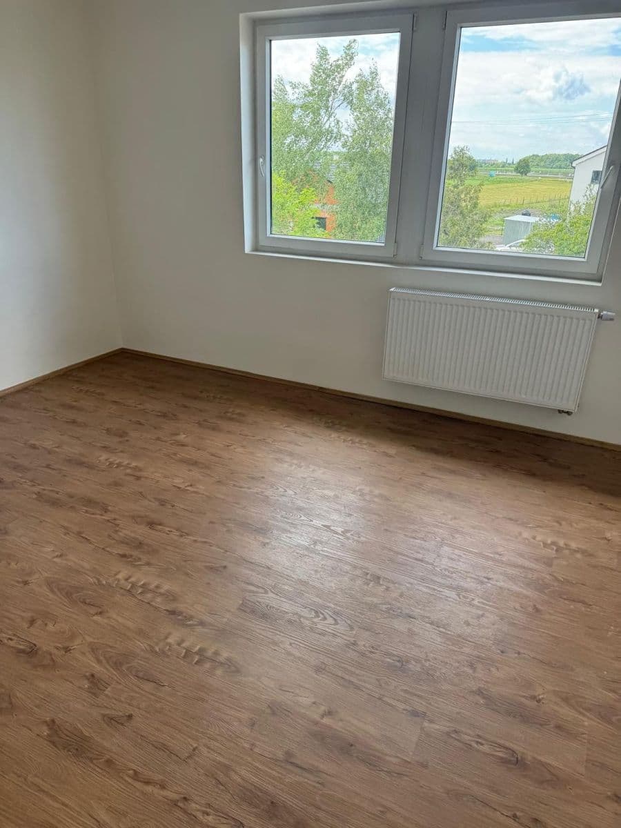 Pronájem bytu 2+kk 60 m², Choťánky, Středočeský kraj Pronájem bytu 2+kk 60 m², Choťánky, Středočeský kraj