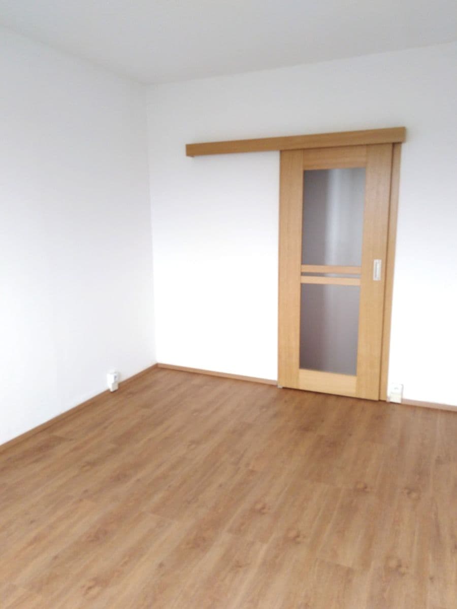Pronájem bytu 3+1 68 m², Kaštanová, Olomouc, Olomoucký kraj Pronájem bytu 3+1 68 m², Kaštanová, Olomouc, Olomoucký kraj