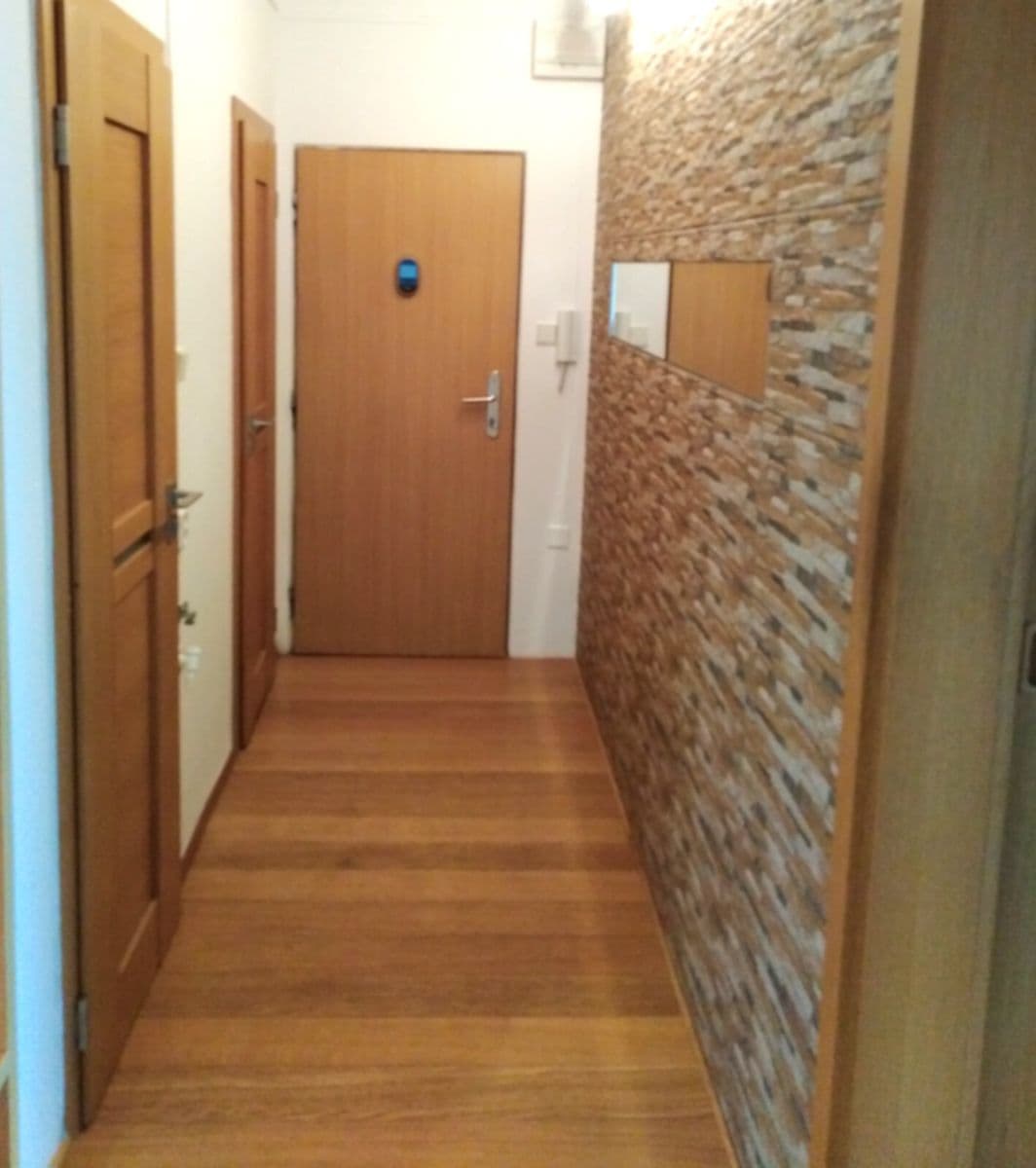 Pronájem bytu 3+1 68 m², Kaštanová, Olomouc, Olomoucký kraj Pronájem bytu 3+1 68 m², Kaštanová, Olomouc, Olomoucký kraj