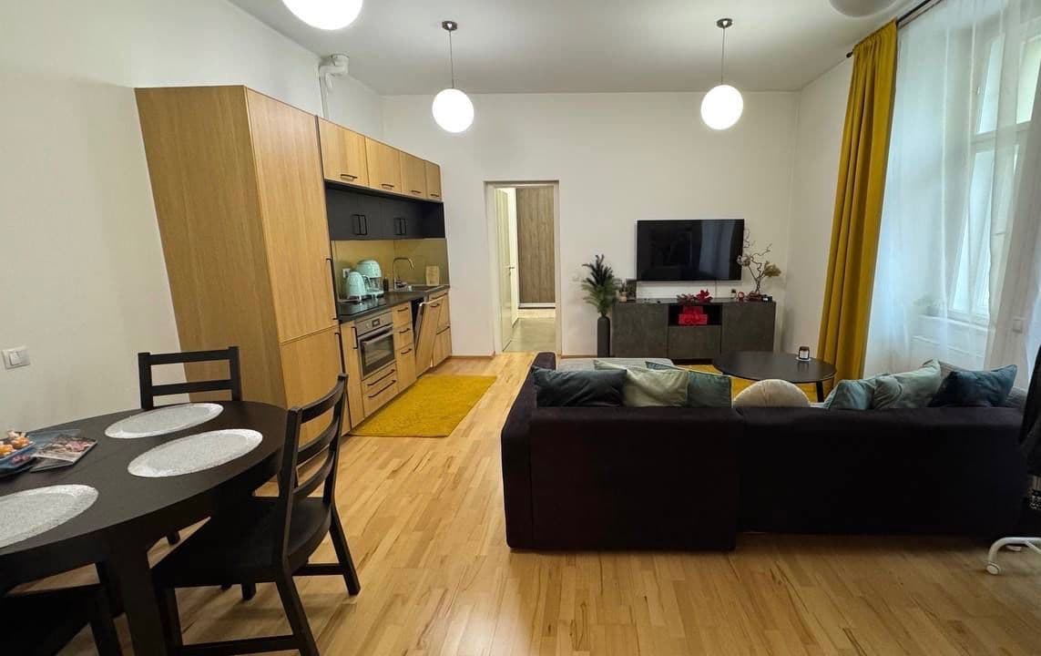 Prodej bytu 2+kk 56 m², Tyršova, Praha, Praha Prodej bytu 2+kk 56 m², Tyršova, Praha, Praha