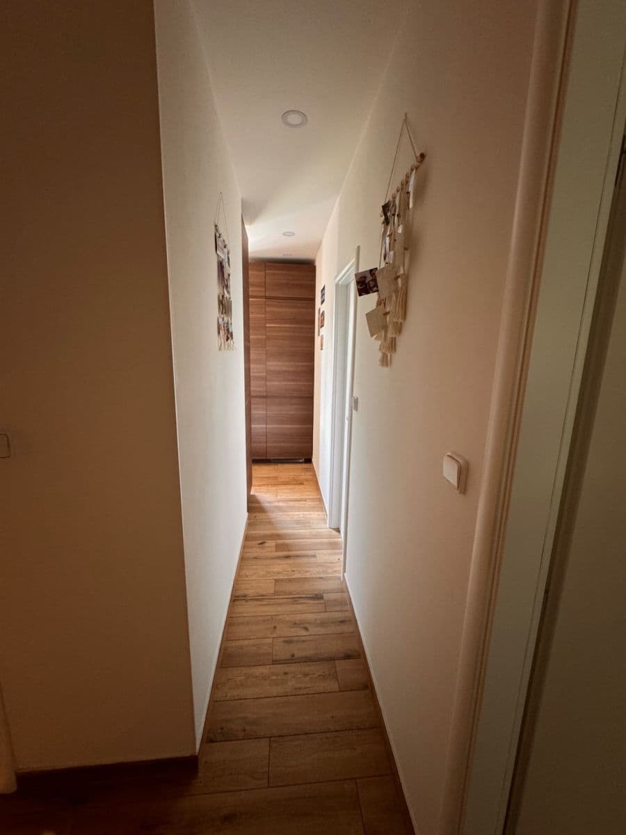 Pronájem bytu 2+1 51 m², Hiršlova, Praha, Praha Pronájem bytu 2+1 51 m², Hiršlova, Praha, Praha