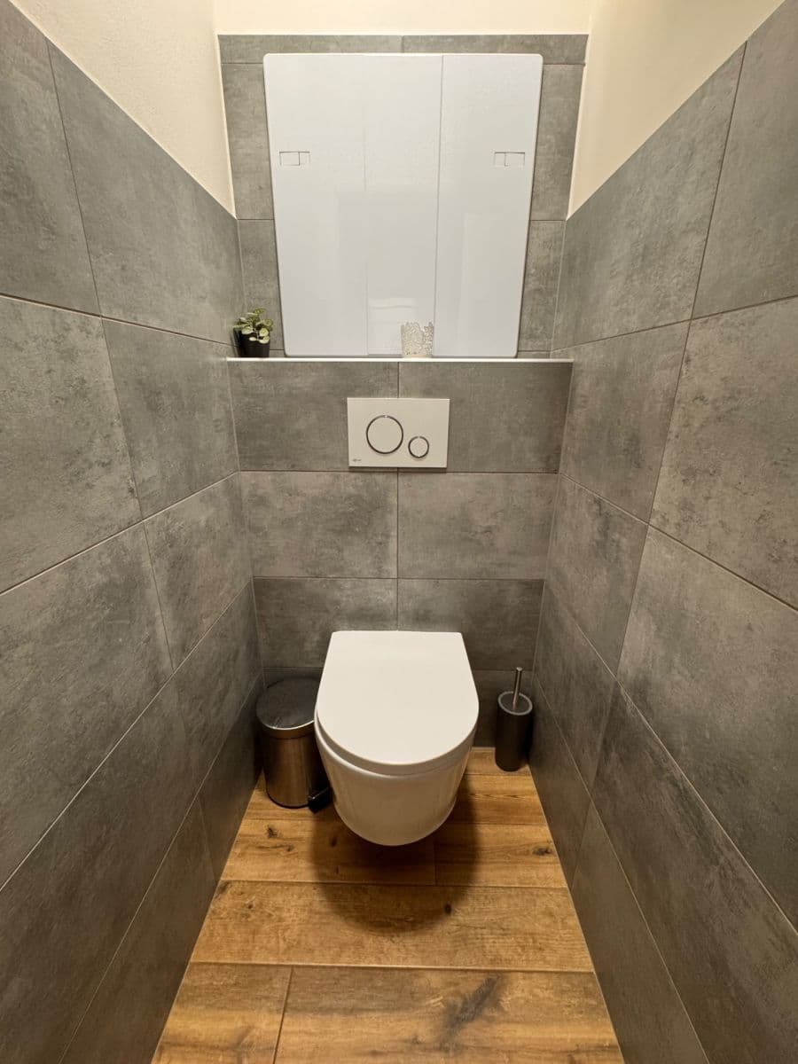 Pronájem bytu 2+1 51 m², Hiršlova, Praha, Praha Pronájem bytu 2+1 51 m², Hiršlova, Praha, Praha