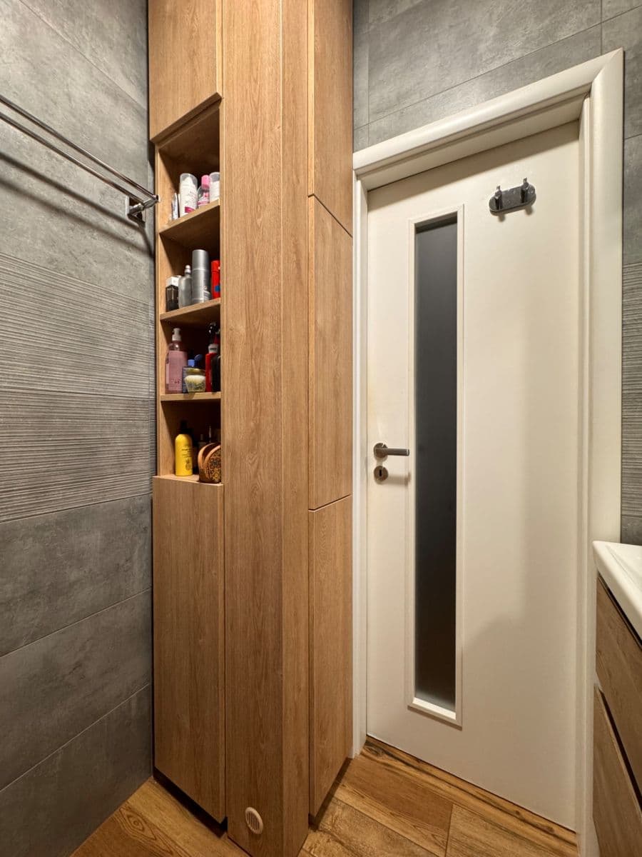 Pronájem bytu 2+1 51 m², Hiršlova, Praha, Praha Pronájem bytu 2+1 51 m², Hiršlova, Praha, Praha