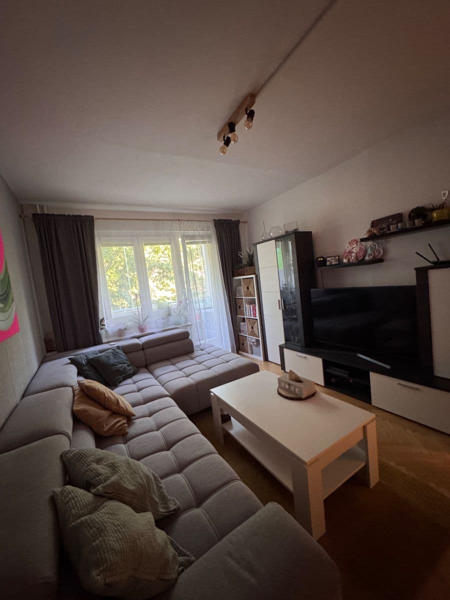 Pronájem bytu 2+1 51 m², Hiršlova, Praha, Praha Pronájem bytu 2+1 51 m², Hiršlova, Praha, Praha