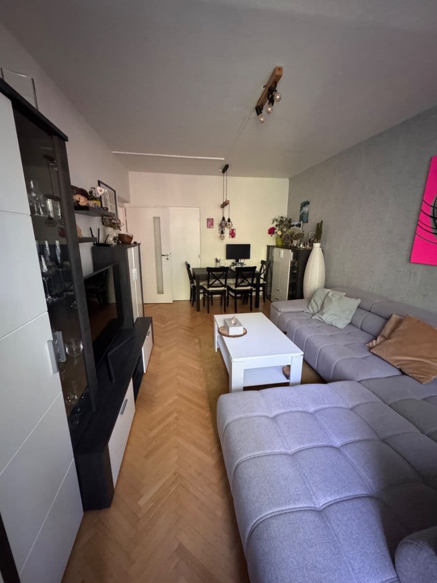 Pronájem bytu 2+1 51 m², Hiršlova, Praha, Praha Pronájem bytu 2+1 51 m², Hiršlova, Praha, Praha