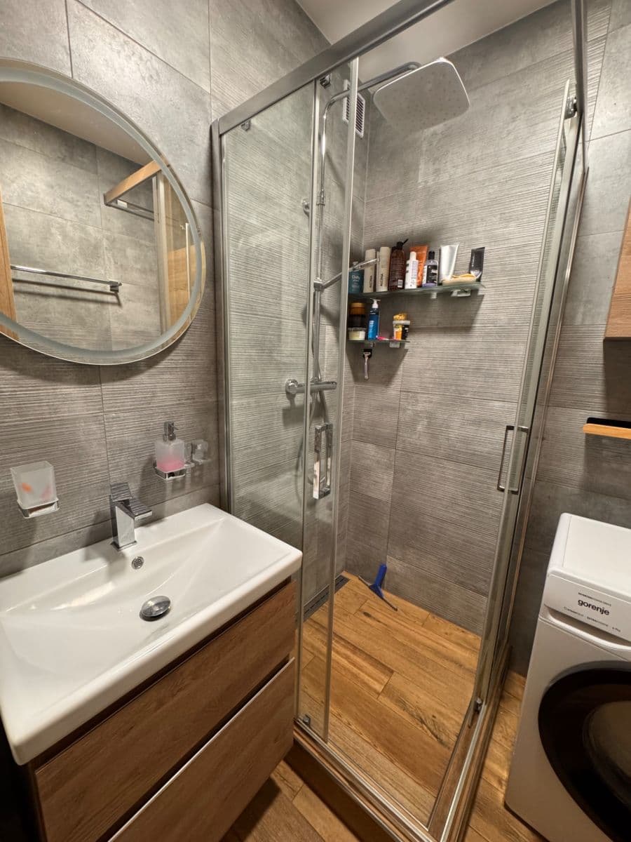 Pronájem bytu 2+1 51 m², Hiršlova, Praha, Praha Pronájem bytu 2+1 51 m², Hiršlova, Praha, Praha