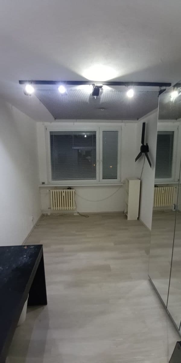 Pronájem bytu 2+kk 42 m², Pšenčíkova, Praha, Praha Pronájem bytu 2+kk 42 m², Pšenčíkova, Praha, Praha