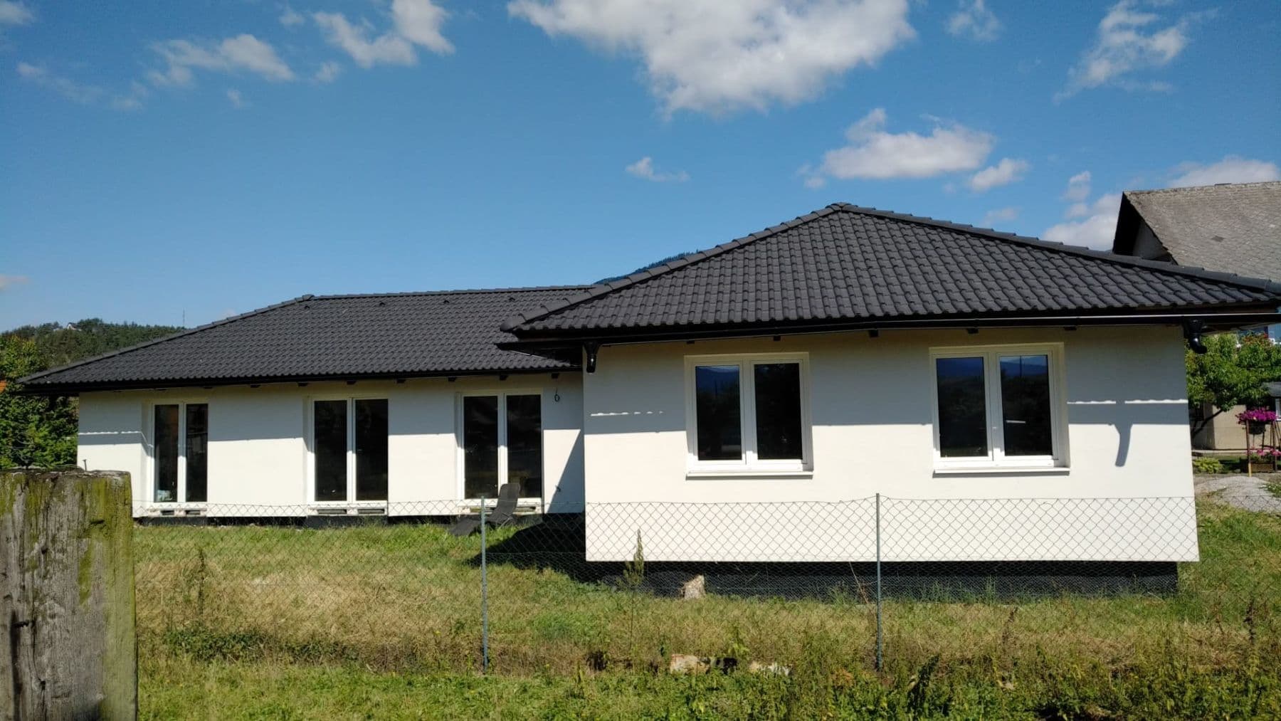 Prodej domu 140 m², pozemek 620 m², Ružomberok, Žilinský kraj Prodej domu 140 m², pozemek 620 m², Ružomberok, Žilinský kraj