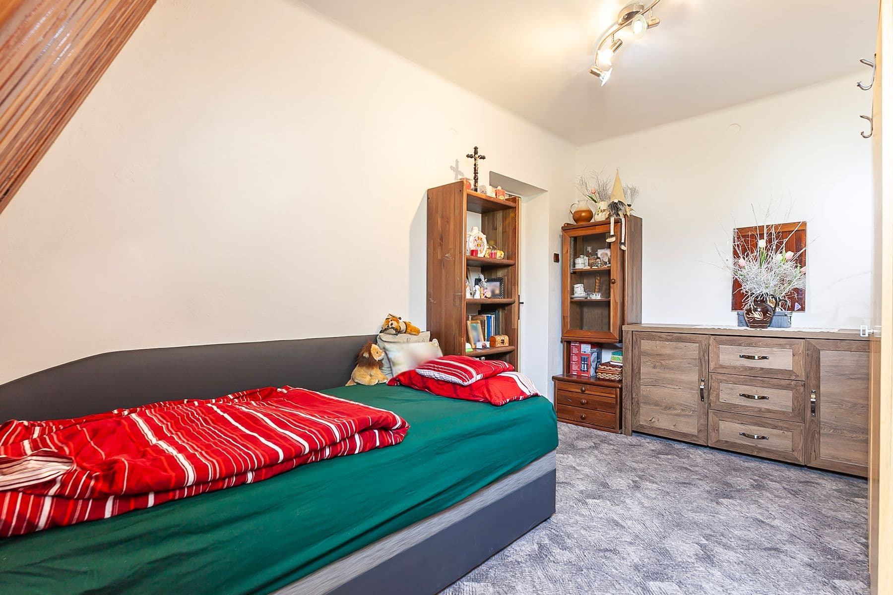 Prodej bytu 5+1 202 m², Jiráskovo nábřeží, Lázně Bělohrad, Královéhradecký kraj Prodej bytu 5+1 202 m², Jiráskovo nábřeží, Lázně Bělohrad, Královéhradecký kraj