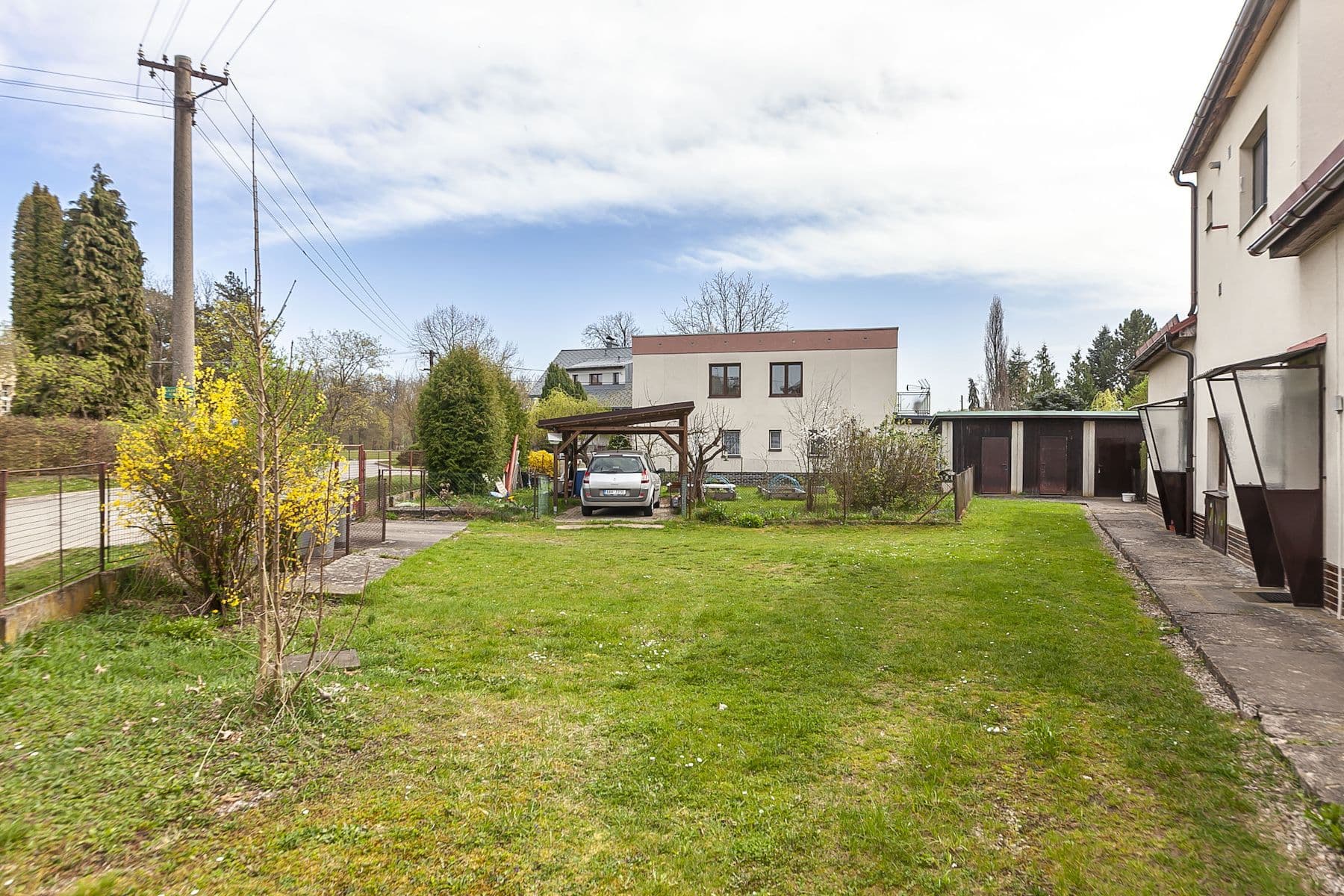 Prodej bytu 5+1 202 m², Jiráskovo nábřeží, Lázně Bělohrad, Královéhradecký kraj Prodej bytu 5+1 202 m², Jiráskovo nábřeží, Lázně Bělohrad, Královéhradecký kraj