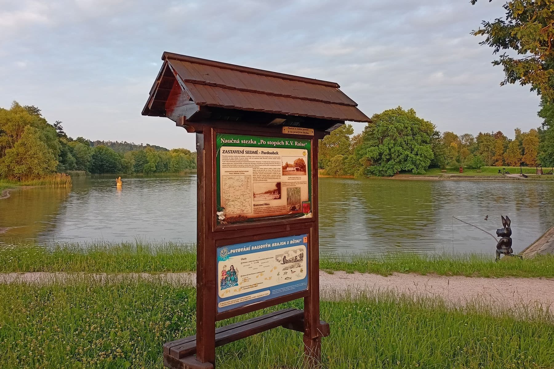 Prodej bytu 5+1 202 m², Jiráskovo nábřeží, Lázně Bělohrad, Královéhradecký kraj Prodej bytu 5+1 202 m², Jiráskovo nábřeží, Lázně Bělohrad, Královéhradecký kraj