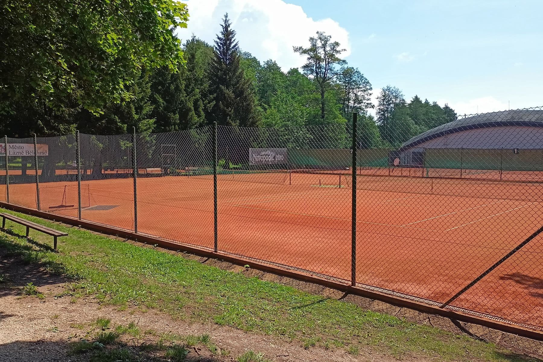 Prodej bytu 5+1 202 m², Jiráskovo nábřeží, Lázně Bělohrad, Královéhradecký kraj Prodej bytu 5+1 202 m², Jiráskovo nábřeží, Lázně Bělohrad, Královéhradecký kraj