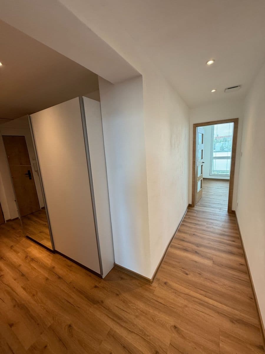 Pronájem bytu 3+kk 60 m², Nerudova, Kolín, Středočeský kraj Pronájem bytu 3+kk 60 m², Nerudova, Kolín, Středočeský kraj