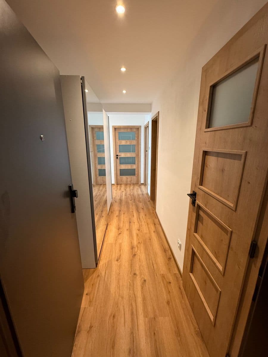 Pronájem bytu 3+kk 60 m², Nerudova, Kolín, Středočeský kraj Pronájem bytu 3+kk 60 m², Nerudova, Kolín, Středočeský kraj