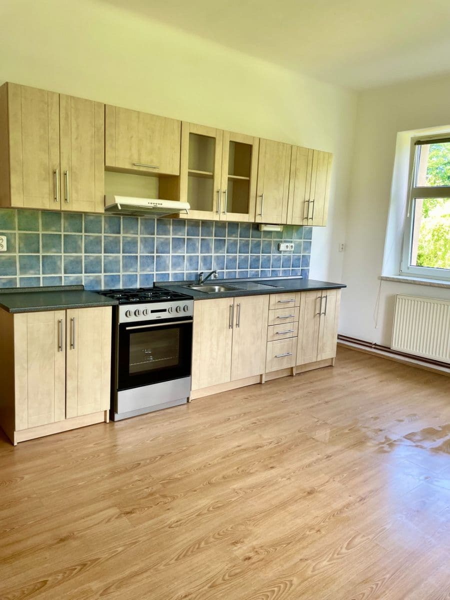 Pronájem bytu 2+kk 45 m², Svatoplukova, Liberec, Liberecký kraj Pronájem bytu 2+kk 45 m², Svatoplukova, Liberec, Liberecký kraj