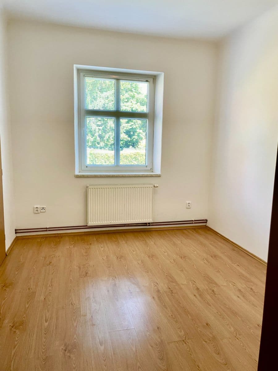 Pronájem bytu 2+kk 45 m², Svatoplukova, Liberec, Liberecký kraj Pronájem bytu 2+kk 45 m², Svatoplukova, Liberec, Liberecký kraj