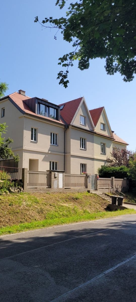 Pronájem bytu 2+kk 75 m², Zahradníčkova, Praha, Praha Pronájem bytu 2+kk 75 m², Zahradníčkova, Praha, Praha