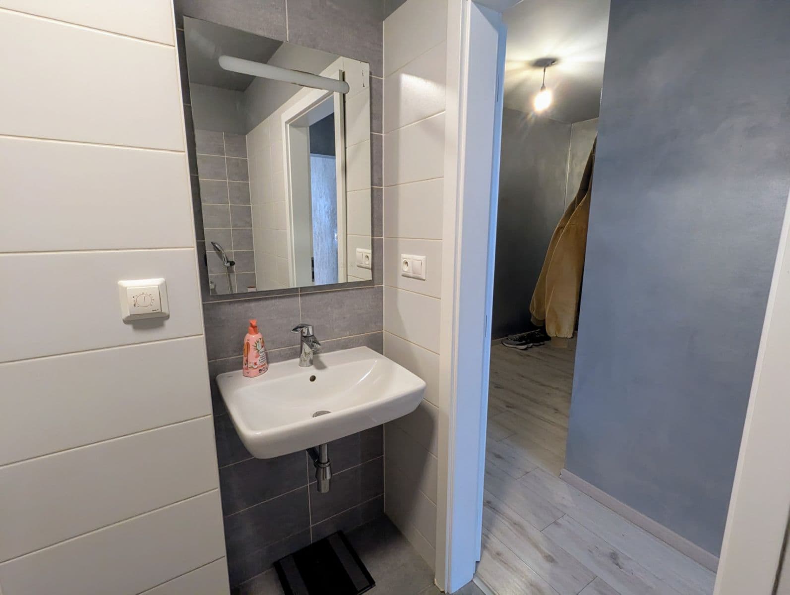 Pronájem bytu 1+1 52 m², Uzbecká, Podunajské Biskupice, Bratislavský kraj Pronájem bytu 1+1 52 m², Uzbecká, Podunajské Biskupice, Bratislavský kraj