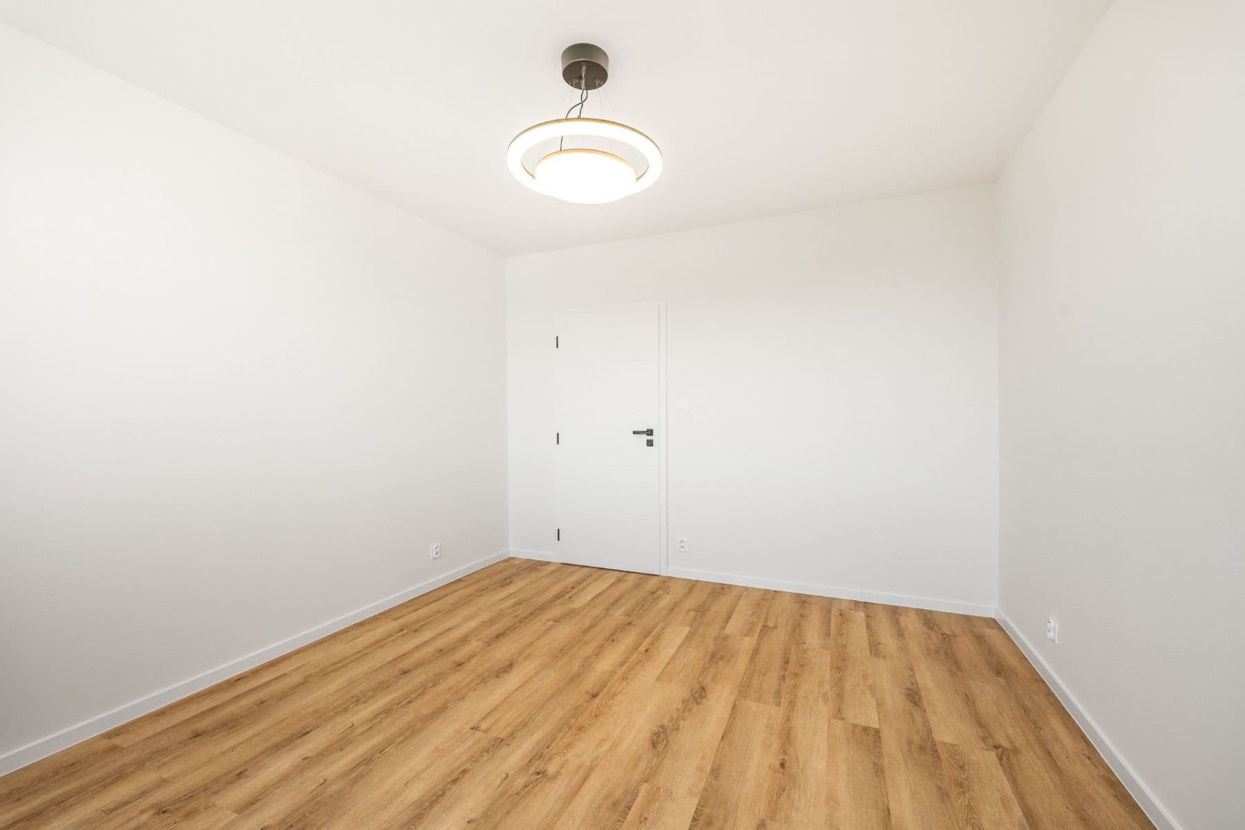 Prodej bytu 4+kk 75 m², Sosnovecká, Praha, Praha Prodej bytu 4+kk 75 m², Sosnovecká, Praha, Praha